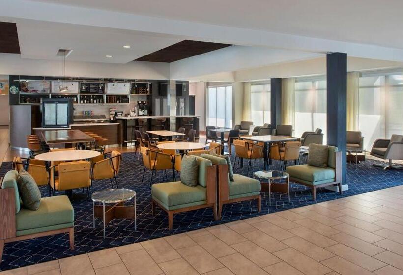 فندق Courtyard By Marriott New Haven Wallingford