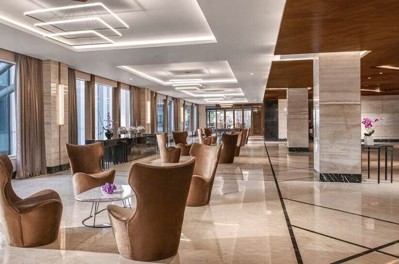 Mangkuluhur Artotel Suites