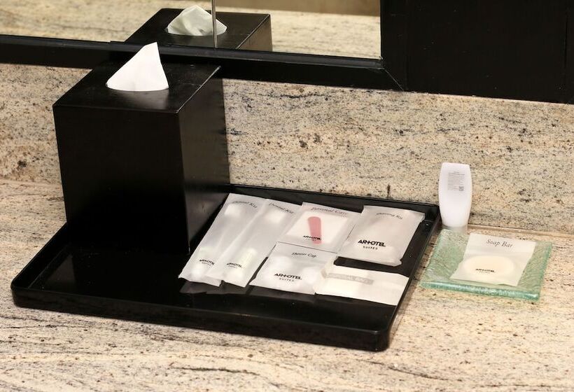 Mangkuluhur Artotel Suites