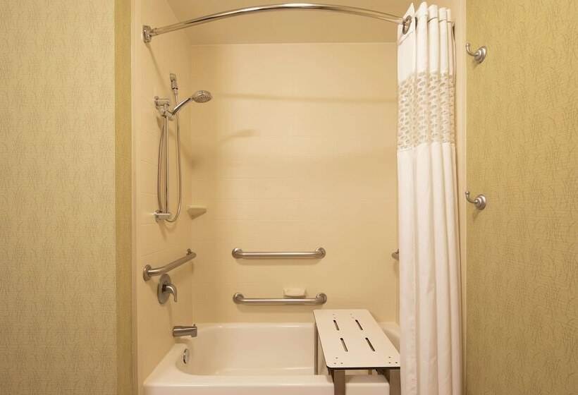 هتل Hampton Inn Atlantatown Center/kennesaw