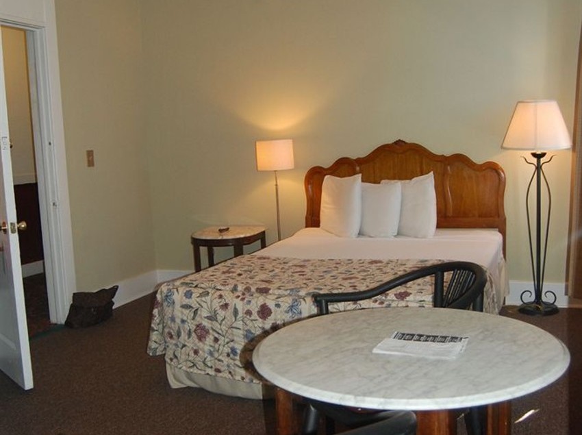 فندق The Highland Inn