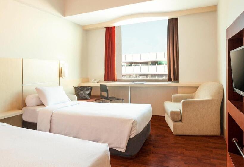 هتل Arcadia Mangga Dua By Horison