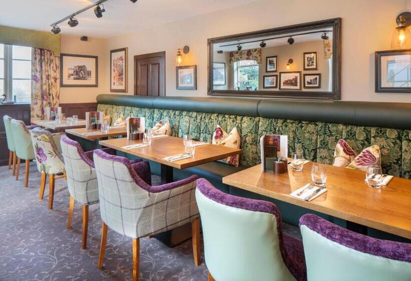 The George Hotel, Amesbury, Wiltshire