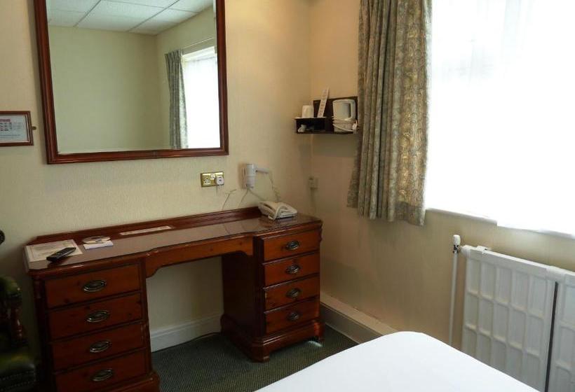 فندق Lodge At Leeming Bar