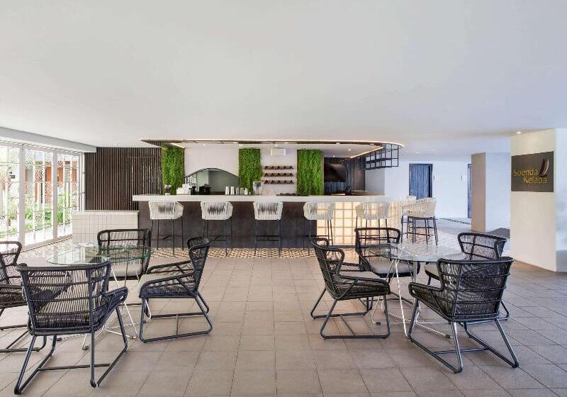 هتل Mercure Jakarta Batavia