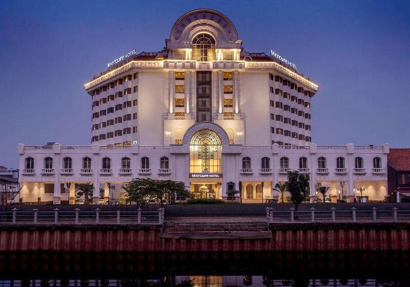هتل Mercure Jakarta Batavia