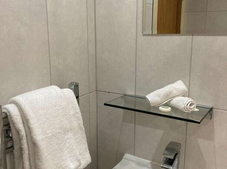 هتل Newell Bistro And Rooms