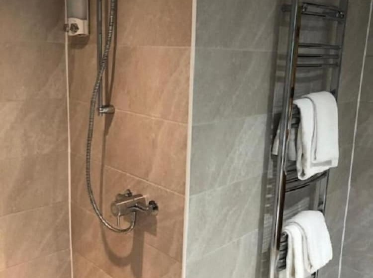 هتل Newell Bistro And Rooms