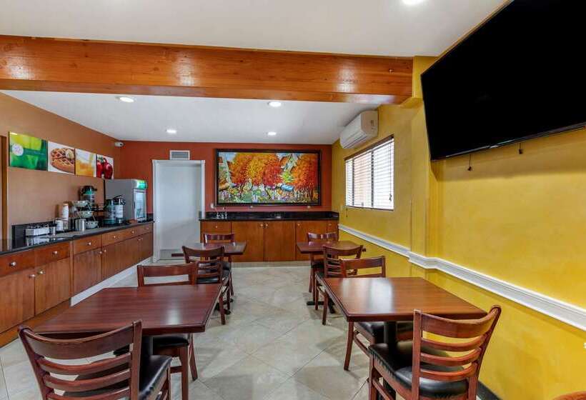 هتل Quality Inn & Suites Westminster Seal Beach