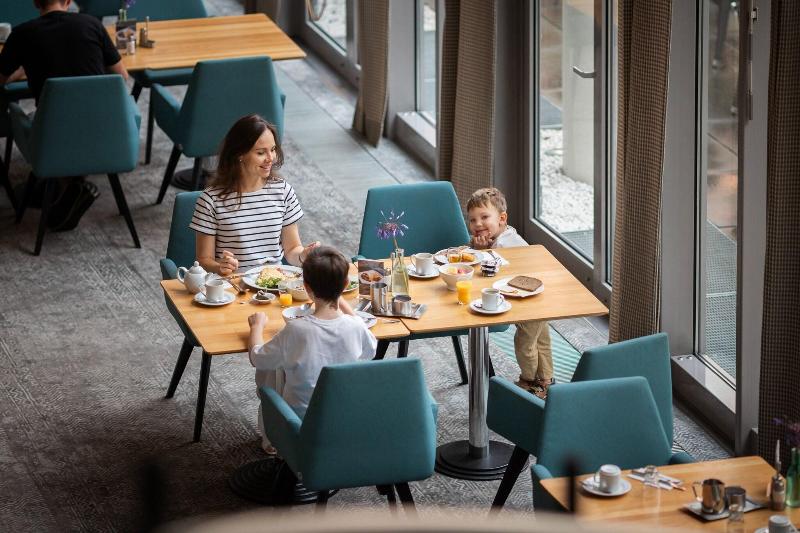 هتل Sheraton Hannover Pelikan