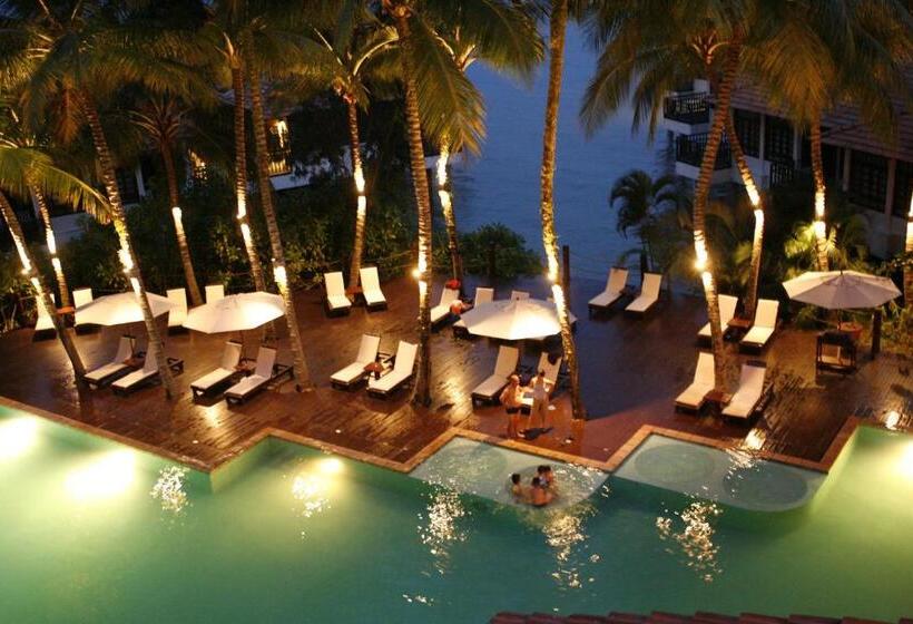 استراحتگاه Avillion Port Dickson