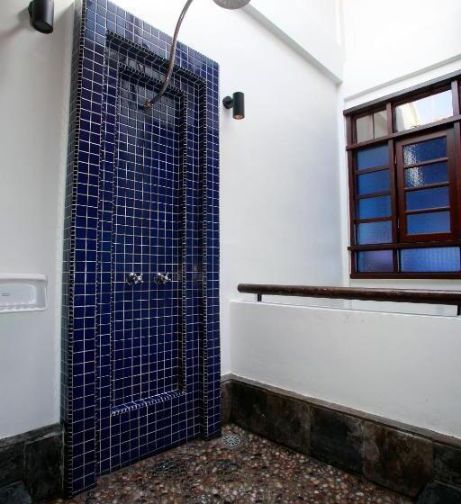 استراحتگاه Avillion Port Dickson