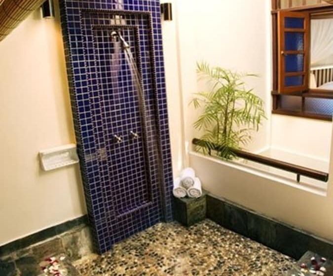 استراحتگاه Avillion Port Dickson