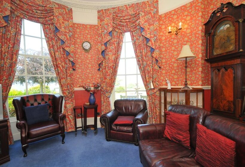 בית מלון כפרי Edderton Hall Country House