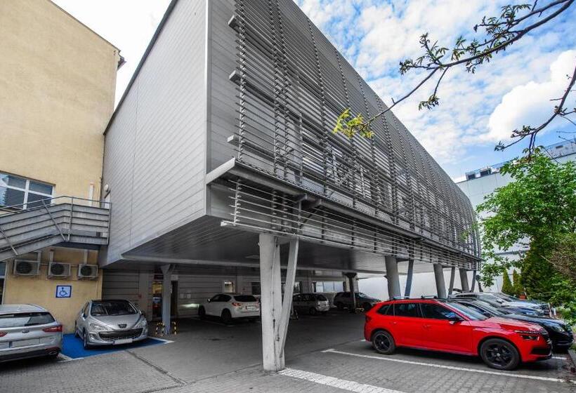 בית מלון כפרי Mercure Opole