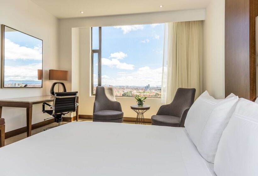 هتل NH Collection Bogotá Royal Teleport