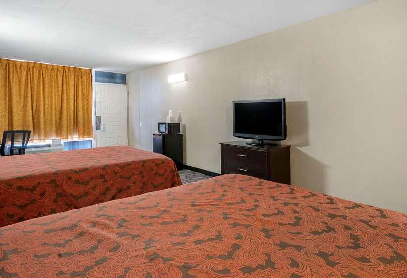 فندق Rodeway Inn Clearwaterlargo