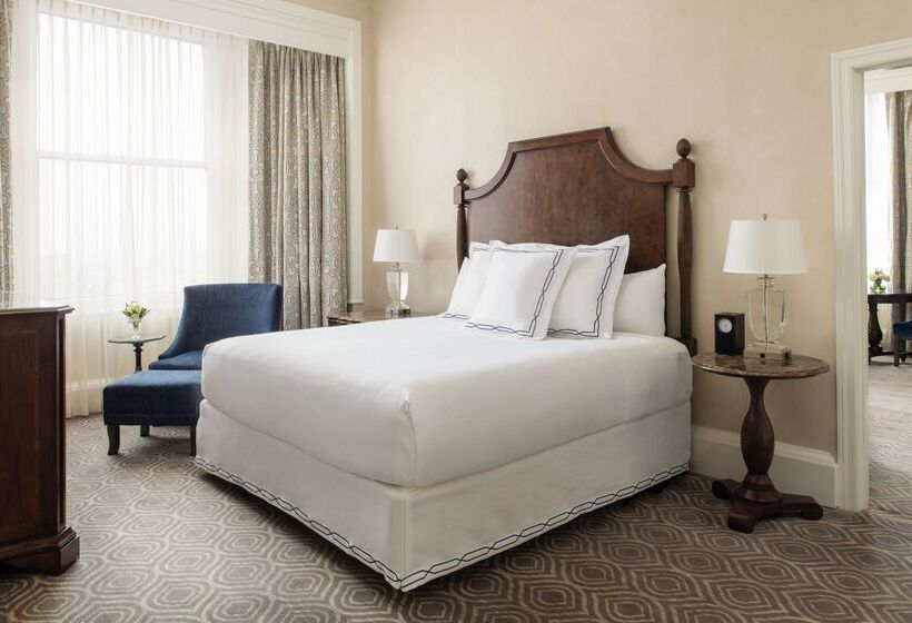 فندق The Roosevelt New Orleans  A Waldorf Astoria