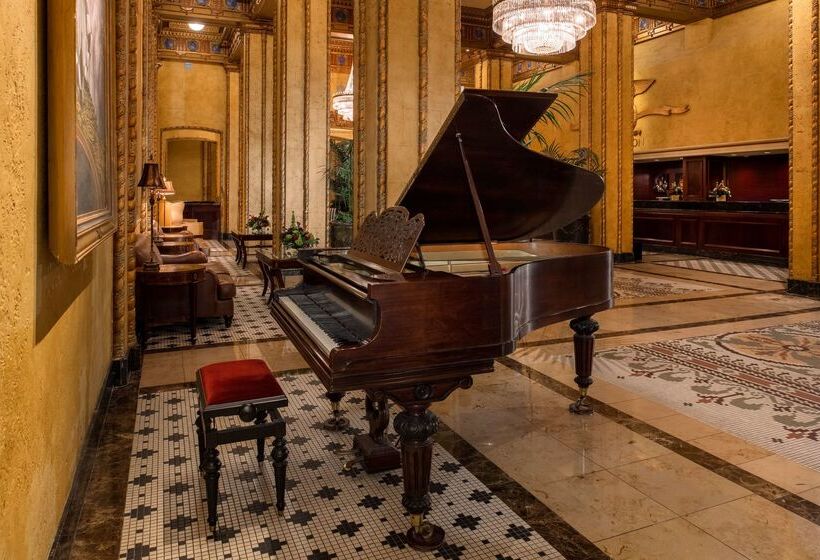 فندق The Roosevelt New Orleans  A Waldorf Astoria