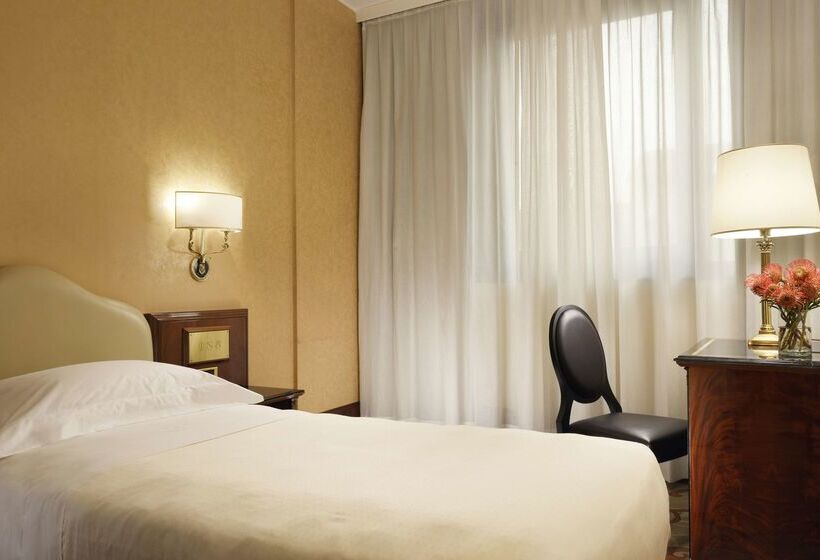 Unahotels Scandinavia Milano