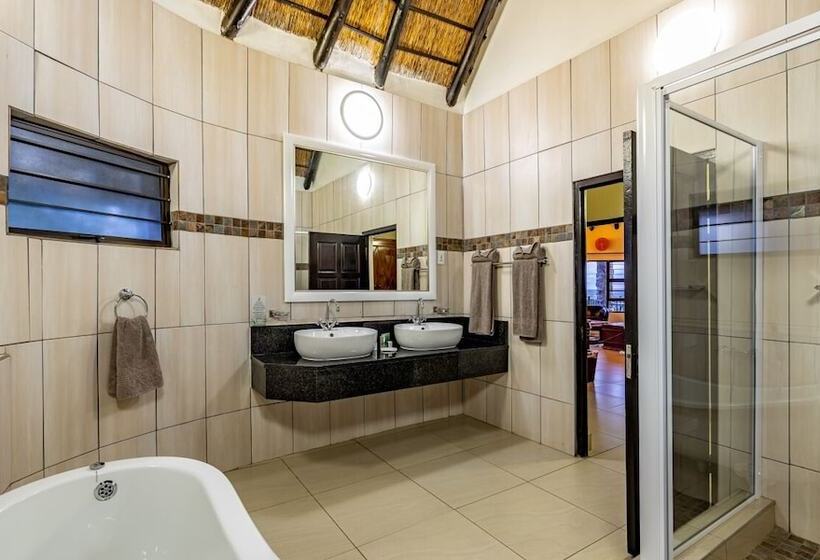 فندق Zulu Nyala Game Lodge