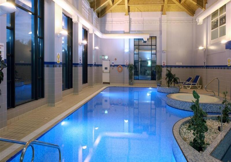 Roe Park Resort