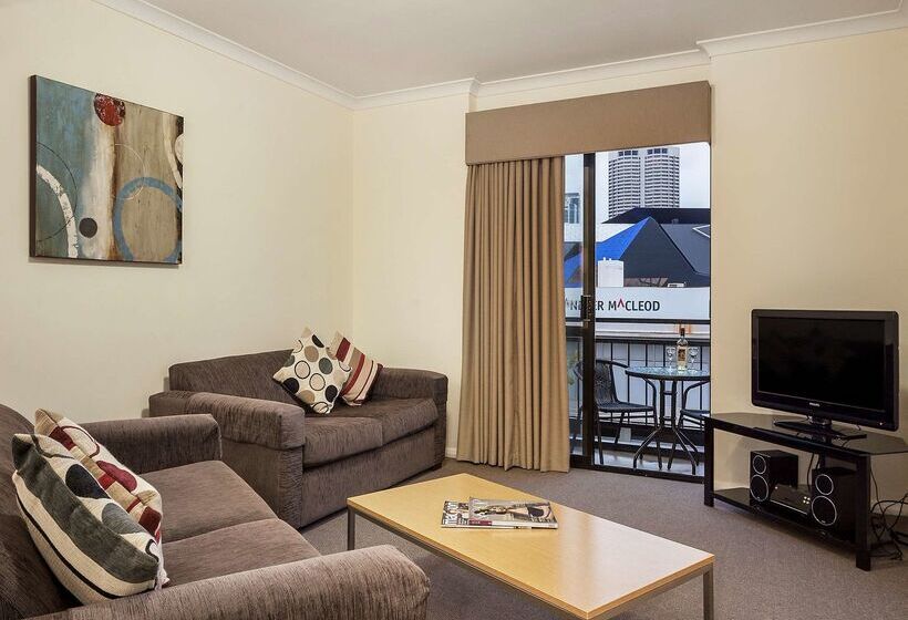 Best Western Northbridge Apartments
