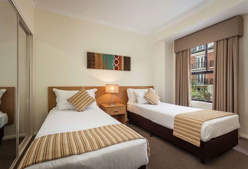 Best Western Northbridge Apartments