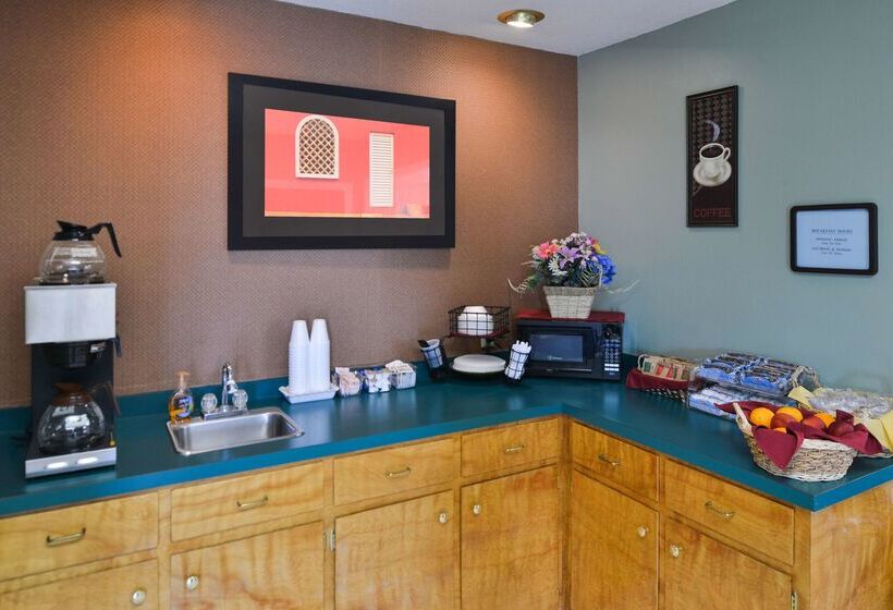 בית מלון כפרי Americas Best Value Inn Of Decatur