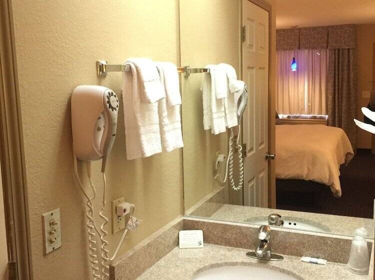 בית מלון כפרי Americas Best Value Inn Garden City