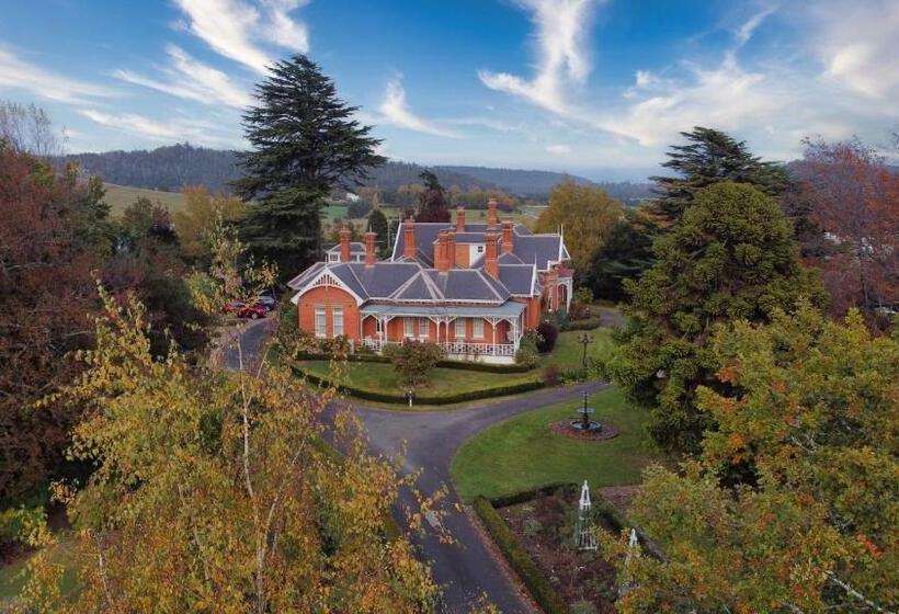 فندق Arcoona Manor