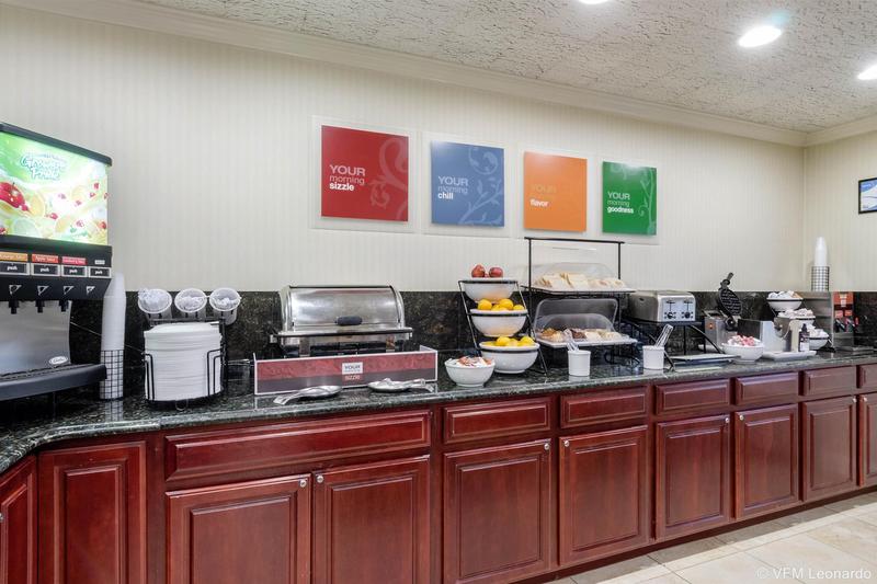 Отель Comfort Inn Auburn Worcester