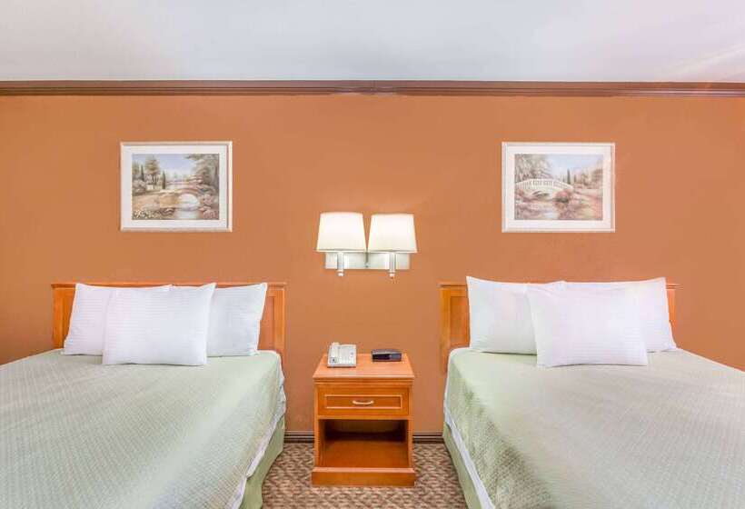 Отель Days Inn By Wyndham Bishop