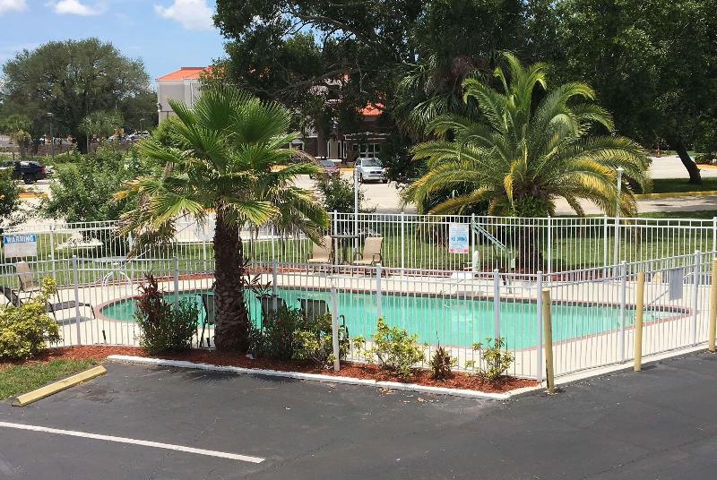 فندق Days Inn By Wyndham Bradenton I75