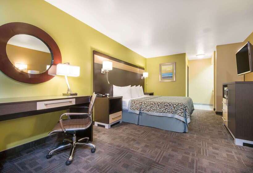 فندق Days Inn By Wyndham Carlsbad