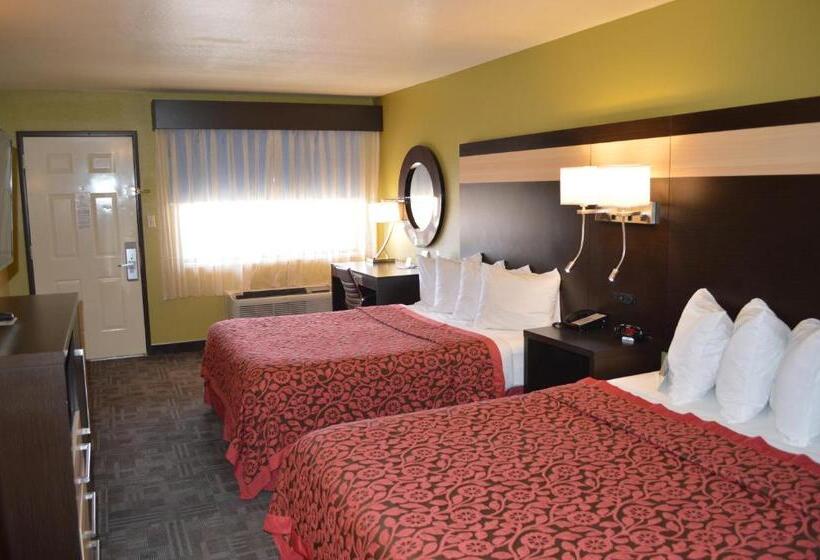 فندق Days Inn By Wyndham Carlsbad