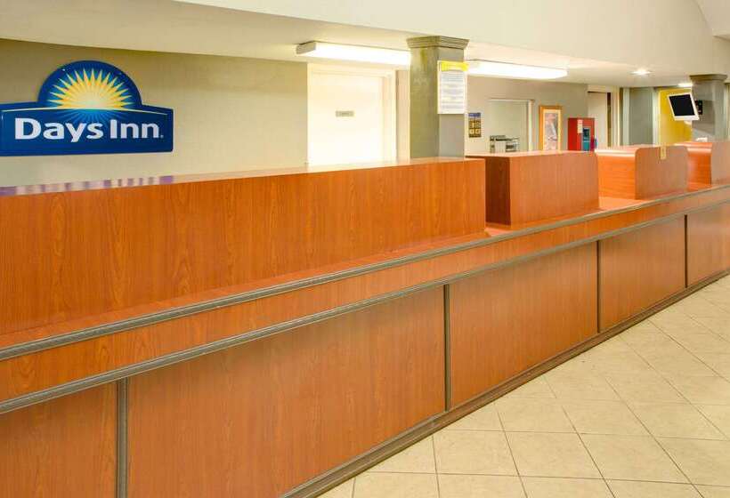 هتل Days Inn By Wyndham Gulfport