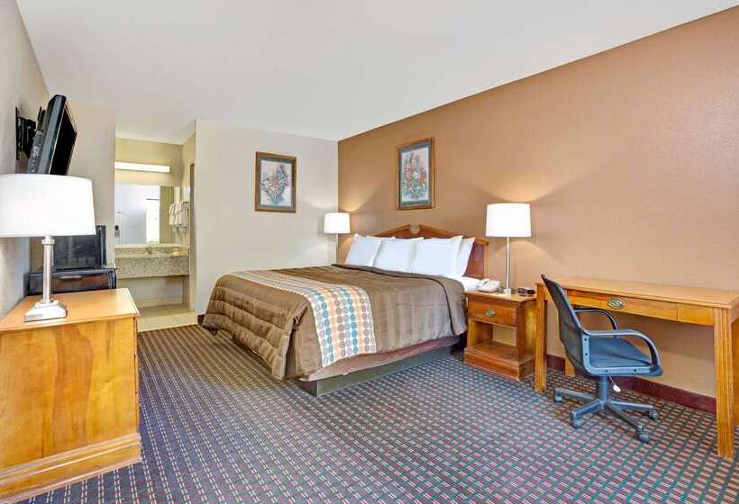 בית מלון כפרי Days Inn By Wyndham Hernando