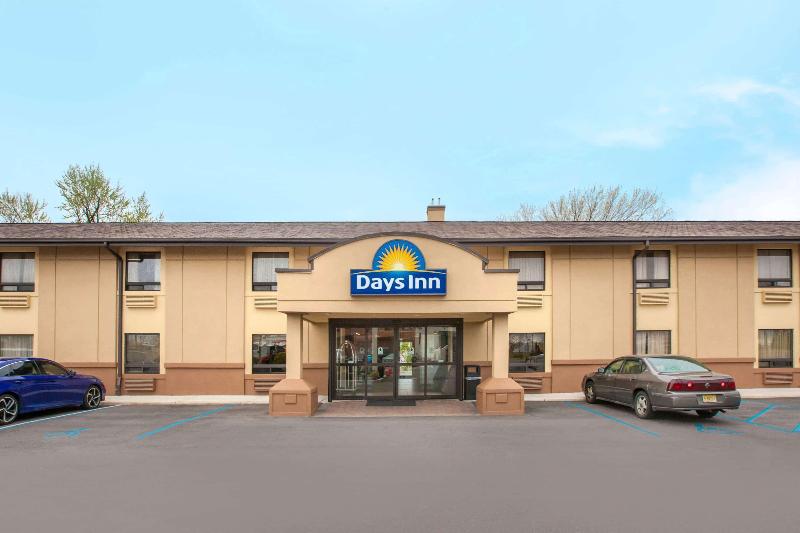 فندق Econo Lodge Woodbridge