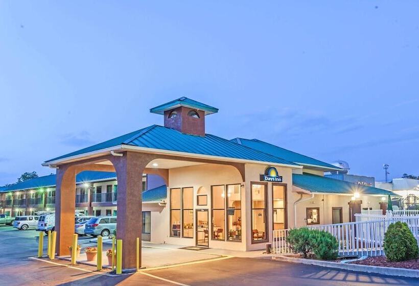 فندق Days Inn By Wyndham Jackson