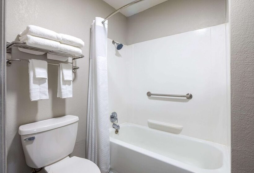 فندق Days Inn By Wyndham Jackson