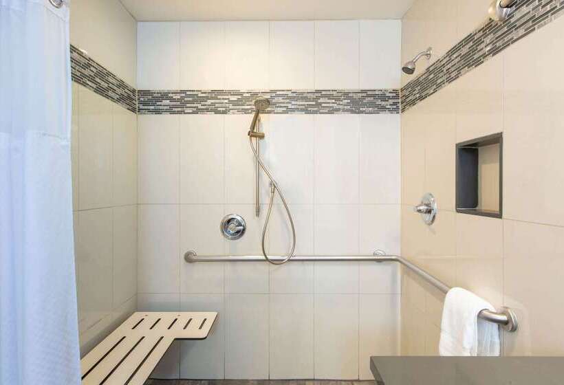 בית מלון כפרי Days Inn By Wyndham Montereyfisherman S Wharf Aquarium