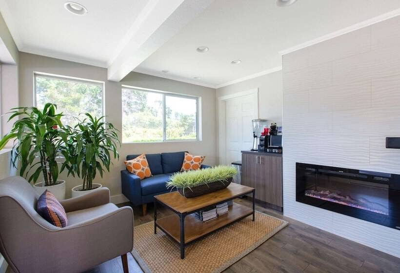 בית מלון כפרי Days Inn By Wyndham Montereyfisherman S Wharf Aquarium