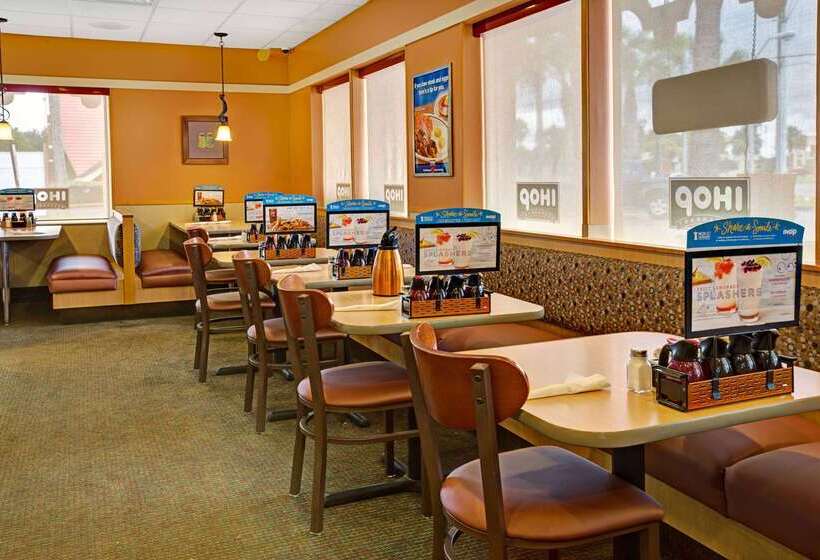 ホテル Days Inn By Wyndham St Augustine I 95 Outlet Mall