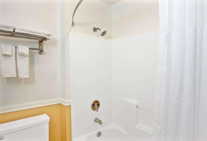 酒店 Days Inn By Wyndham Whittier Los Angeles
