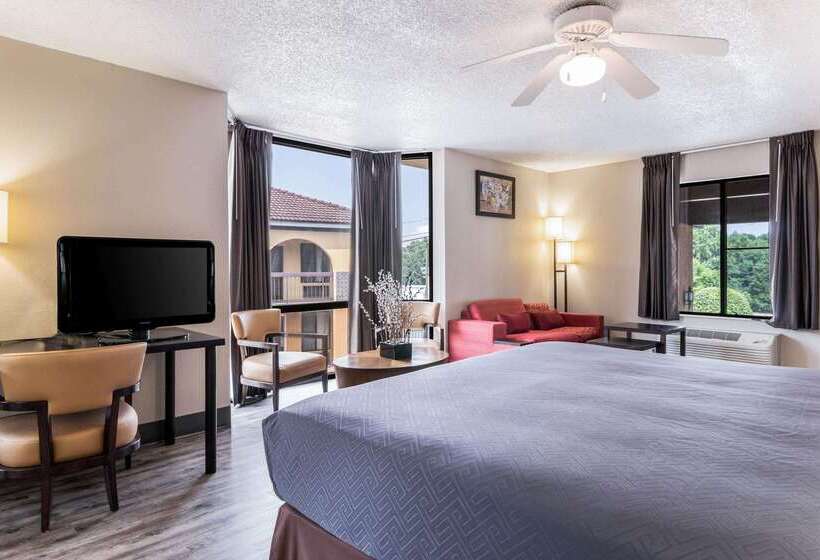 هتل Econo Lodge
