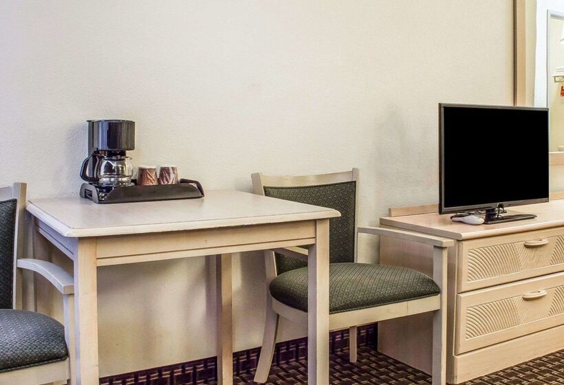 ホテル Quality Inn Winslow I 40