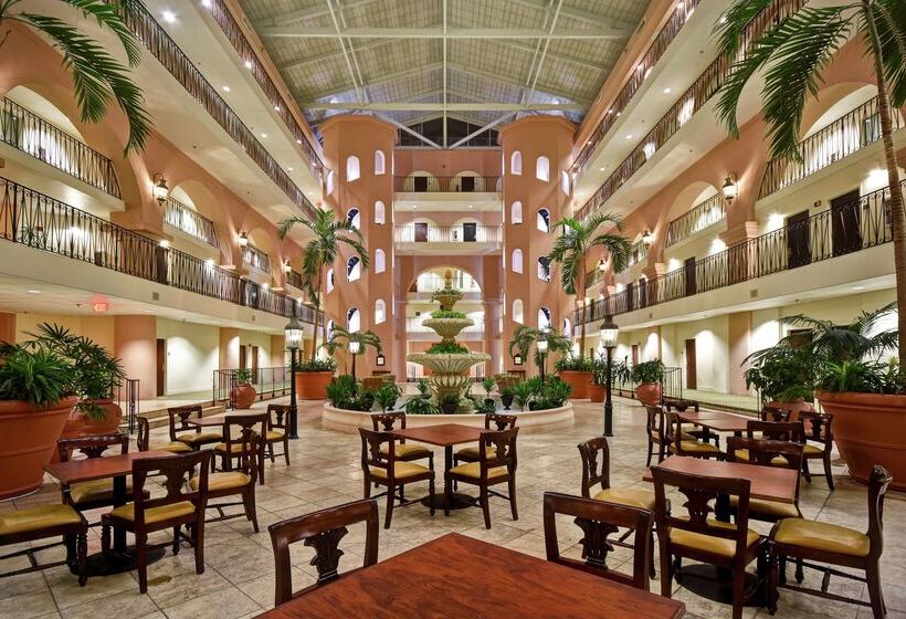 هتل Embassy Suites By Hilton Charleston Historic District