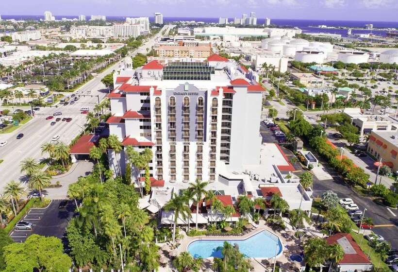 هتل Embassy Suites By Hilton Fort Lauderdale 17th Street
