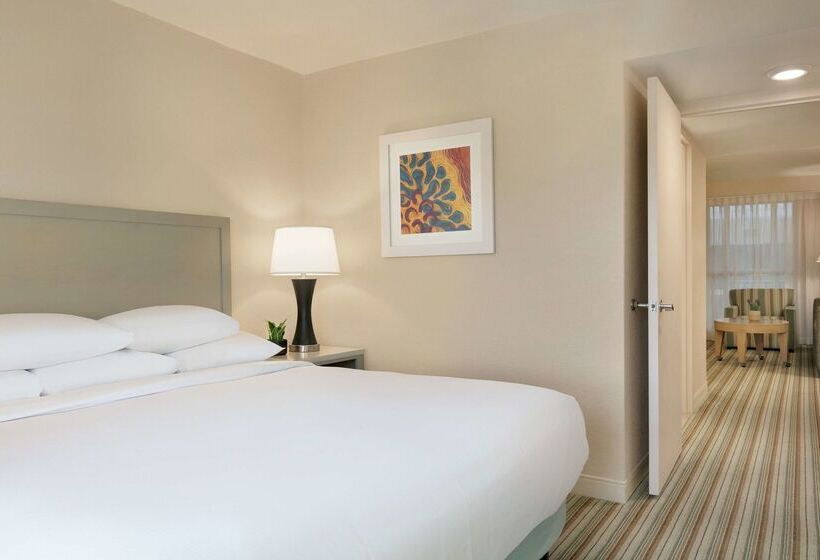 Embassy Suites By Hilton San Juan Hotel & Casino